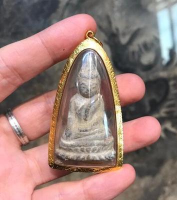 佛牌到底是什么?泰国佛牌正牌的不要碰,佩戴泰国佛牌有什么含义