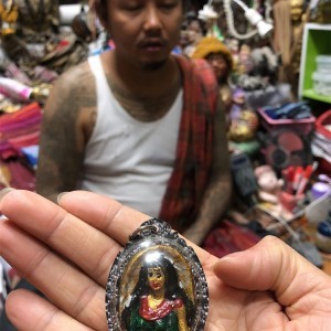 对于龙婆瑞手链你了解多少?龙婆瑞手链到底好不好一篇文章告诉你