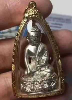 泰国佛牌 种类、寓意与正牌辨识